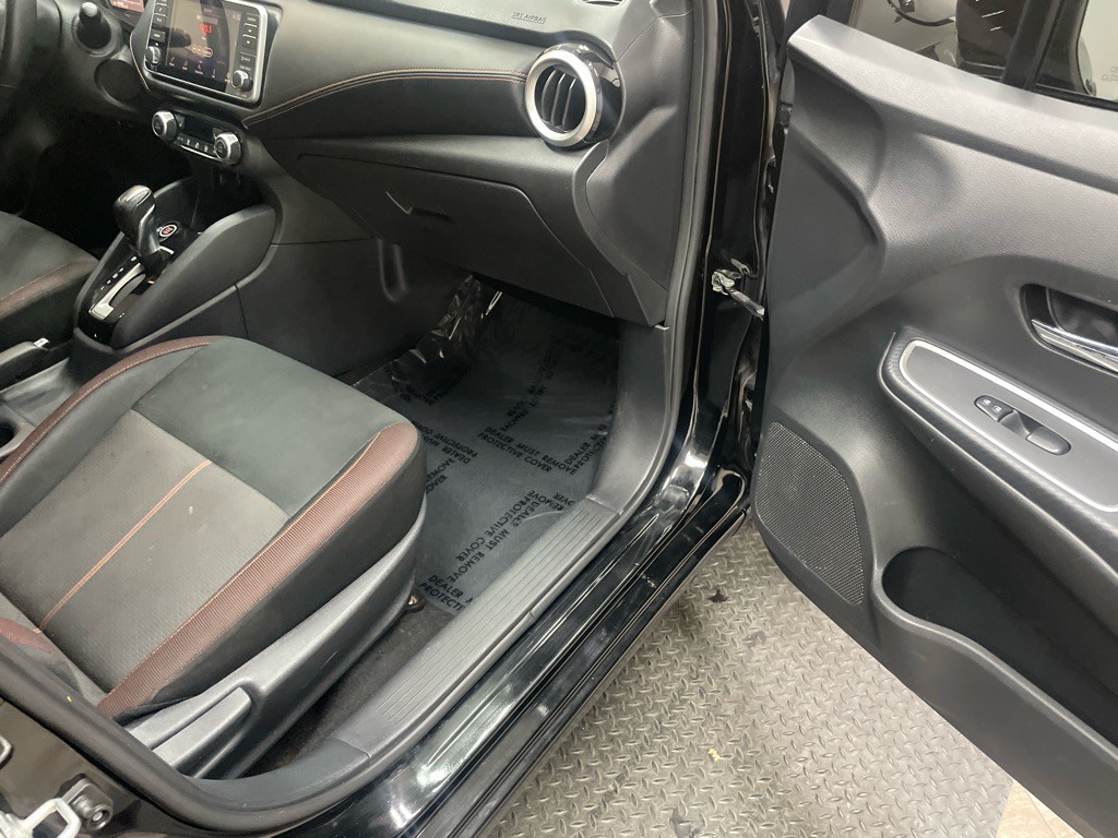 2020 Nissan Versa Image 38