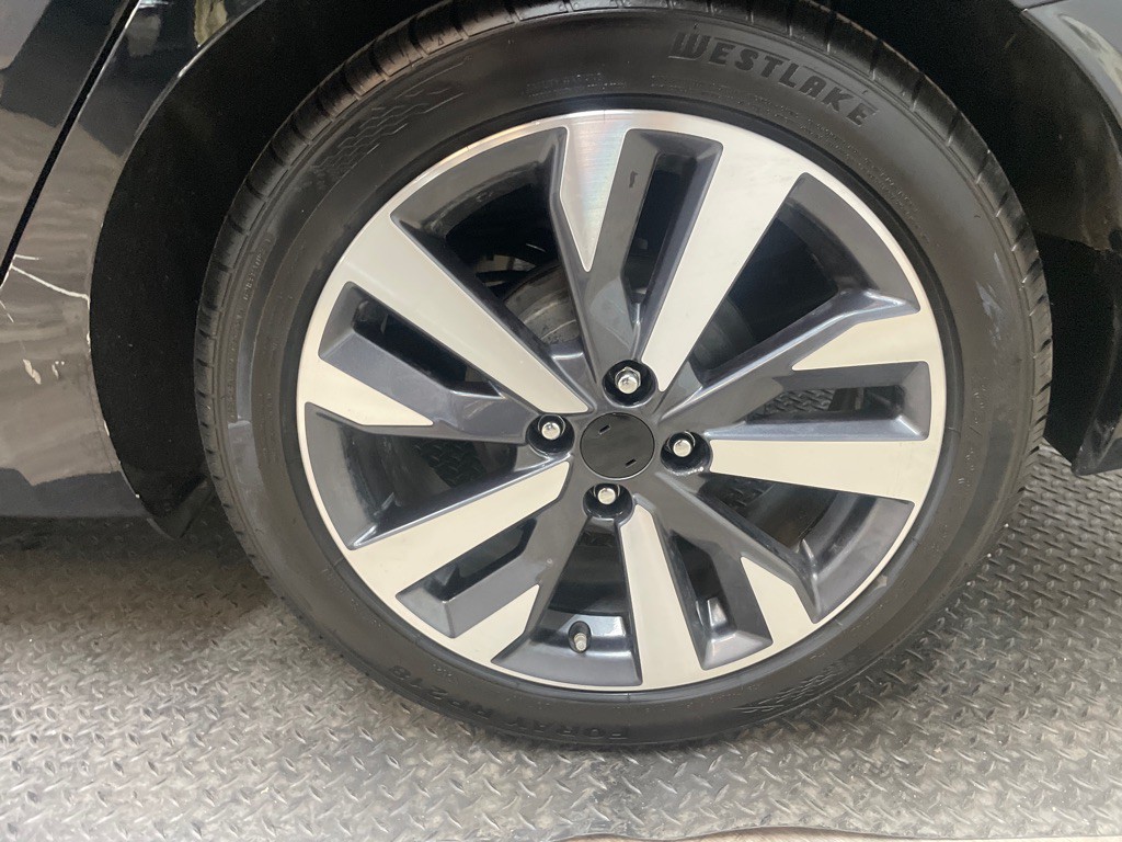 2020 Nissan Versa Image 50