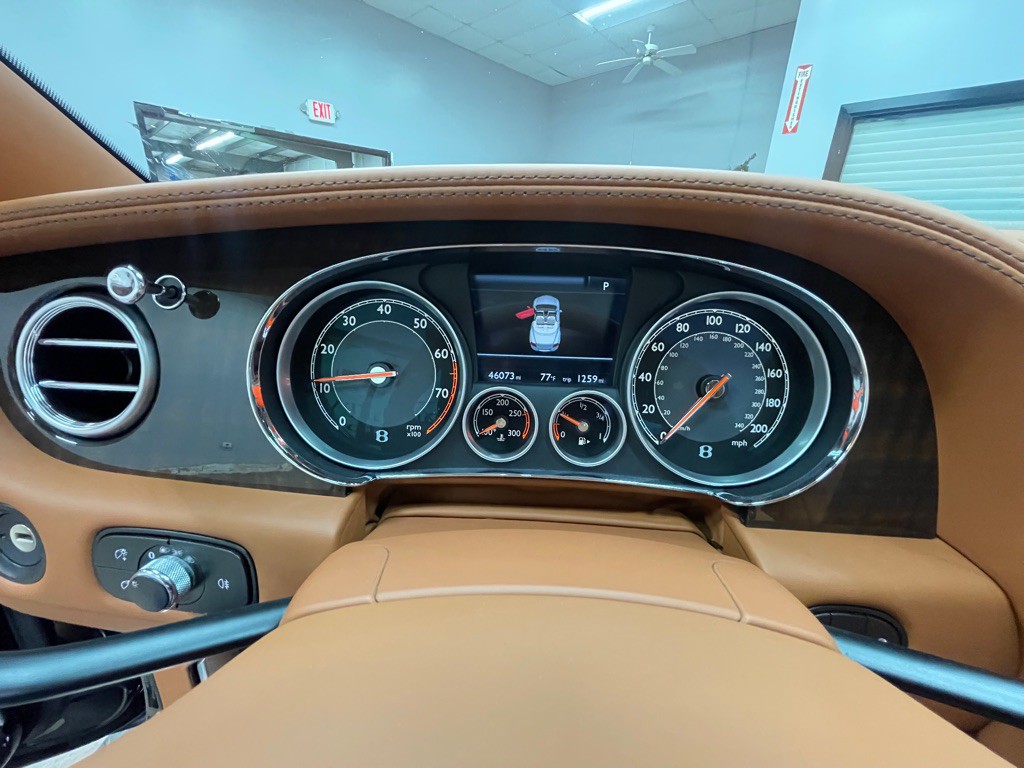 2013 Bentley Continental Image 39