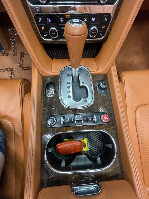 2013 Bentley Continental Image 40