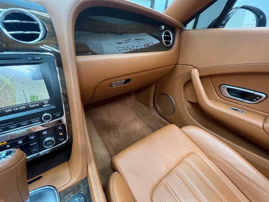 2013 Bentley Continental Image 45