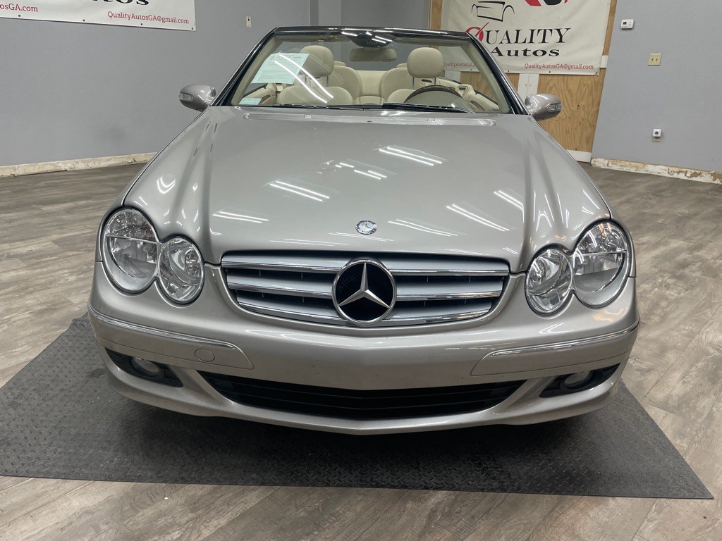 2008 Mercedes-Benz CLK-Class Image 2