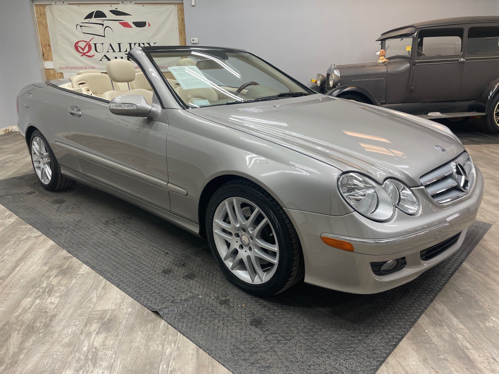 2008 Mercedes-Benz CLK-Class Image 3