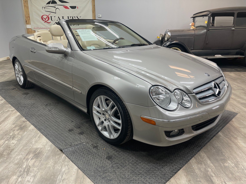 2008 Mercedes-Benz CLK-Class Image 11