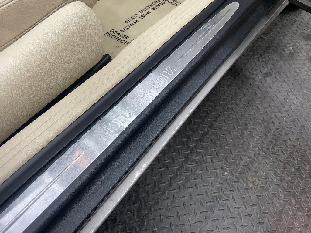 2008 Mercedes-Benz CLK-Class Image 40