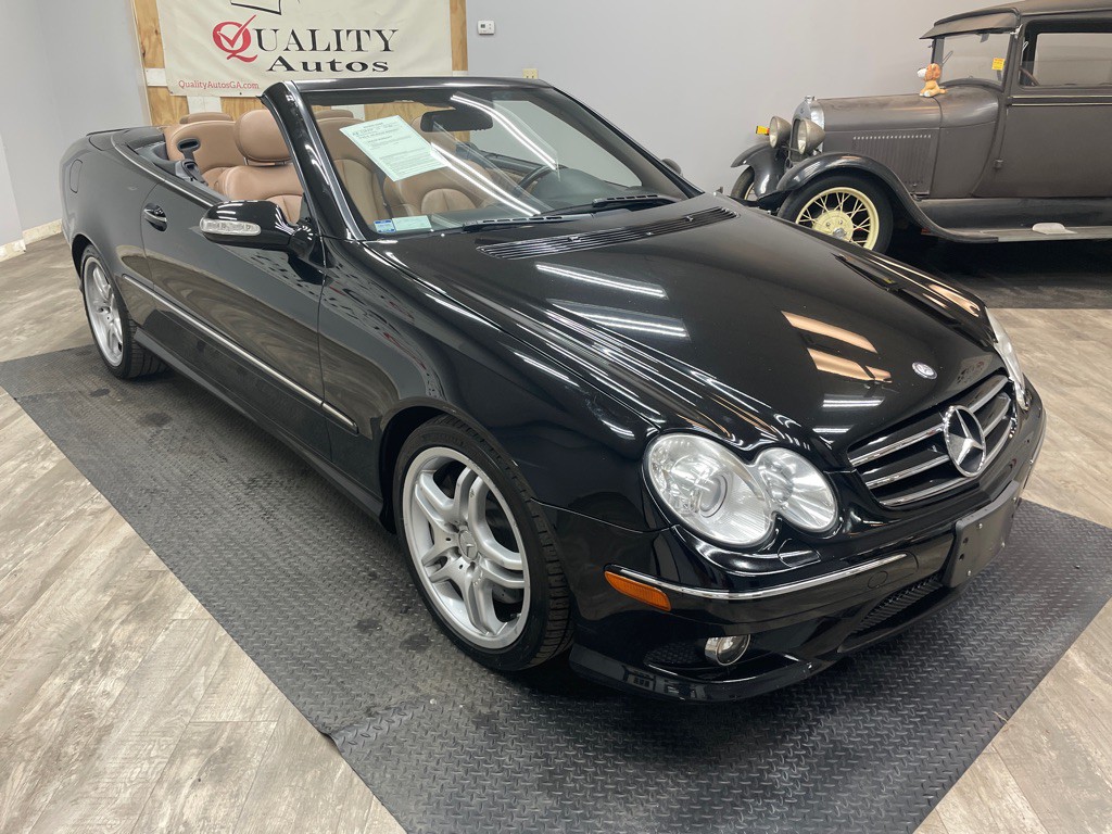 2009 Mercedes-Benz CLK-Class Image 12