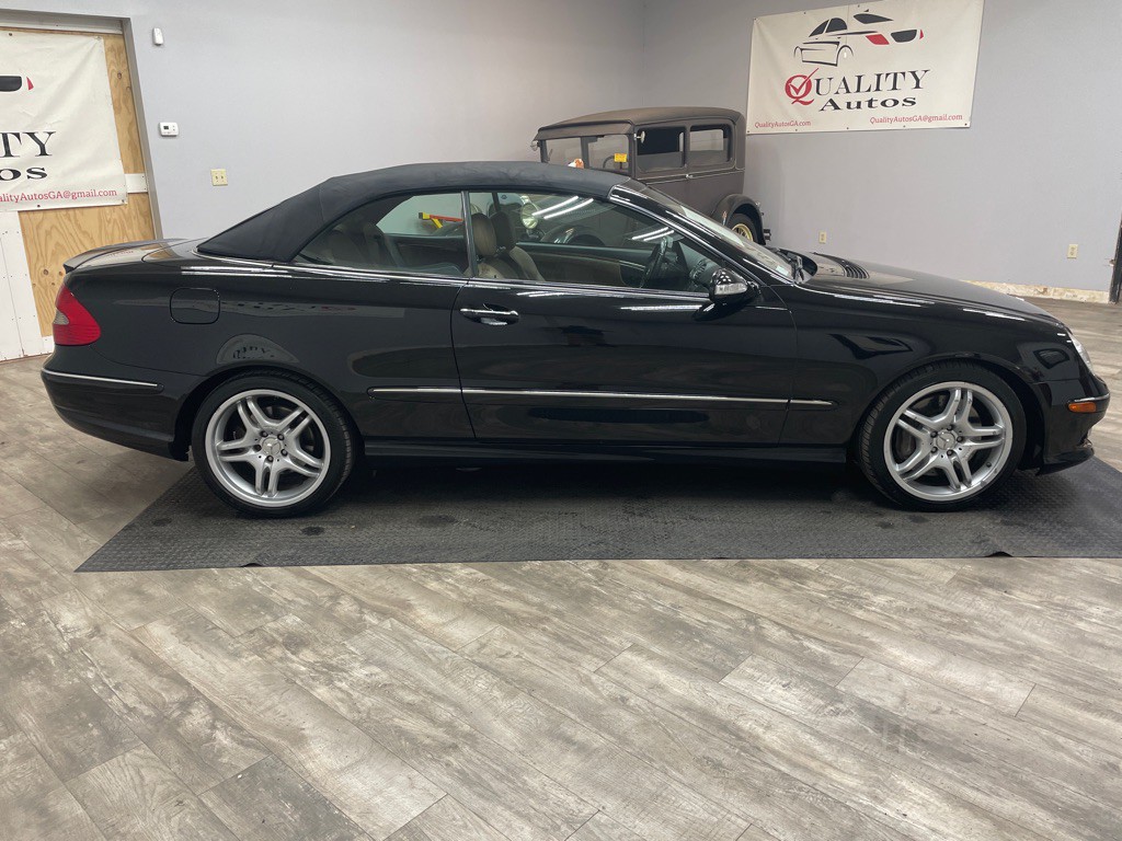 2009 Mercedes-Benz CLK-Class Image 20