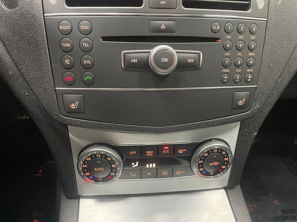 2008 Mercedes-Benz C-Class Image 21