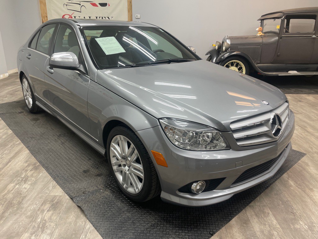 2008 Mercedes-Benz C-Class Image 11