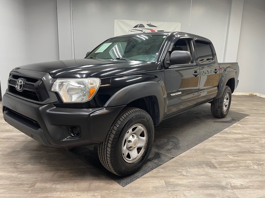 2014 Toyota Tacoma Image 2