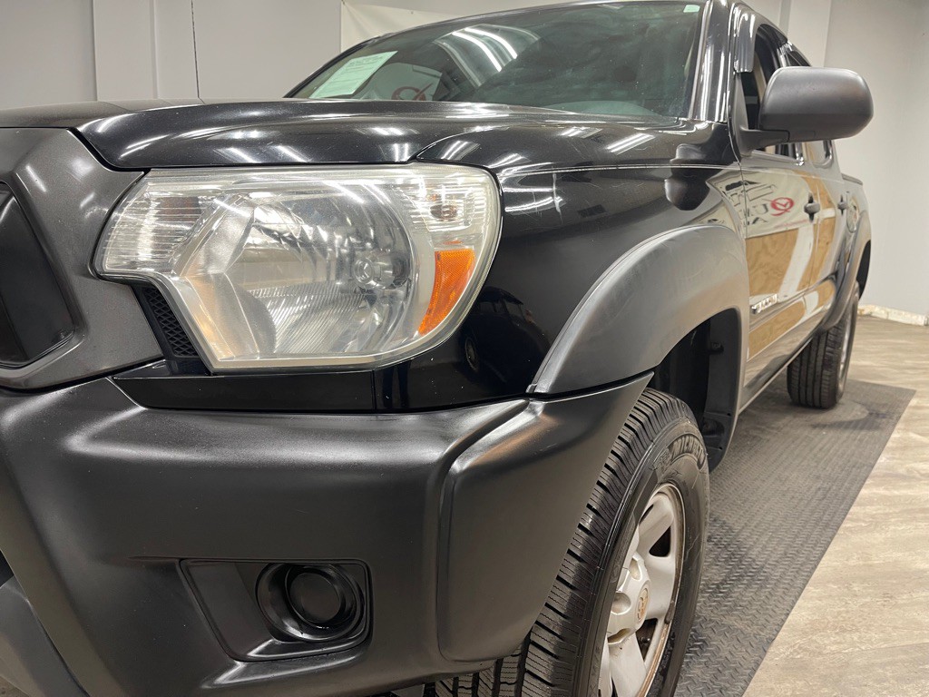 2014 Toyota Tacoma Image 13