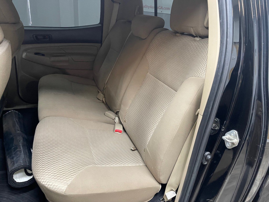 2014 Toyota Tacoma Image 18