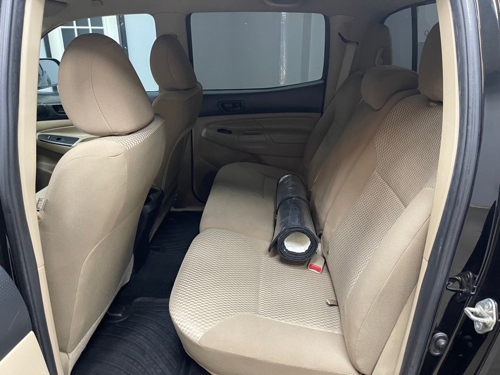 2014 Toyota Tacoma Image 20