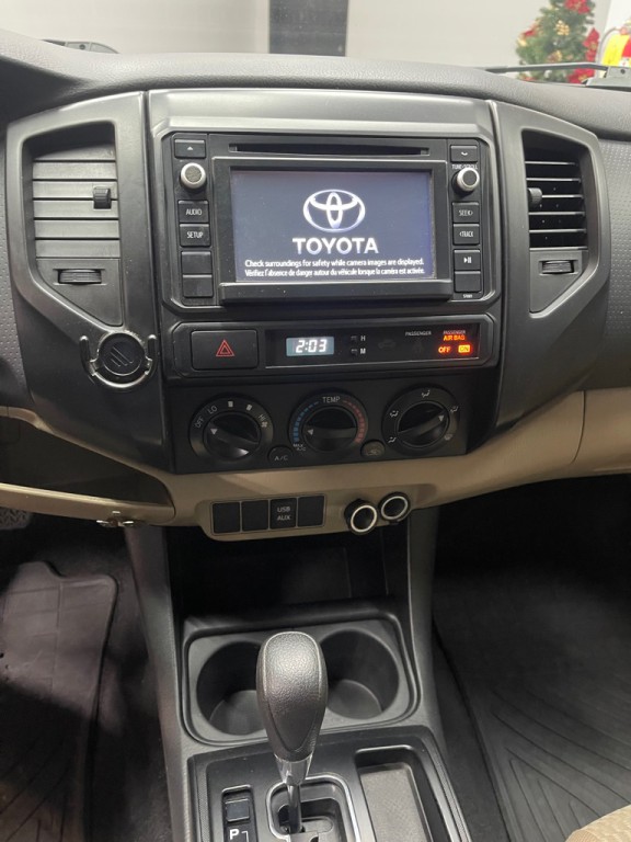2014 Toyota Tacoma Image 21