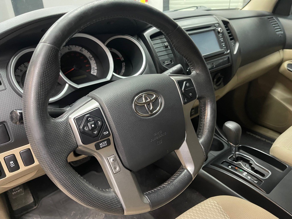 2014 Toyota Tacoma Image 22