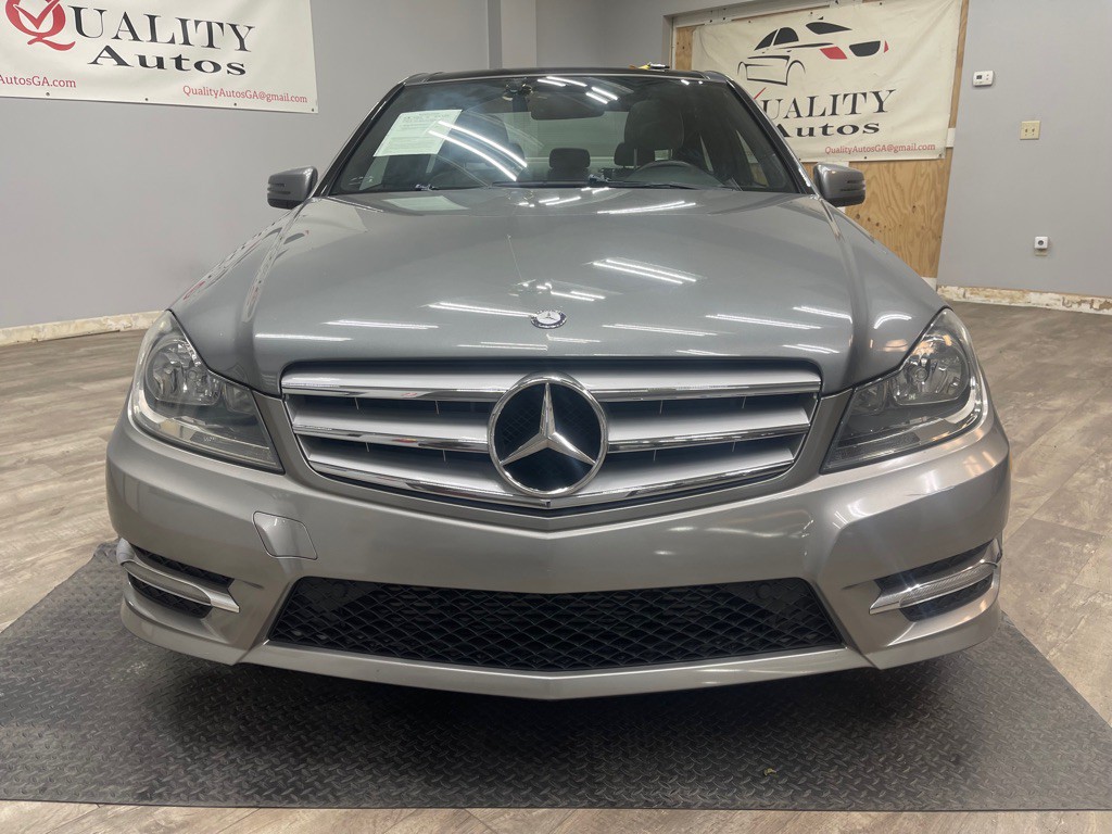 2012 Mercedes-Benz C-Class Image 3
