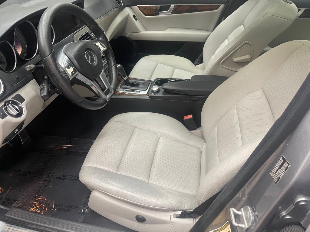 2012 Mercedes-Benz C-Class Image 14