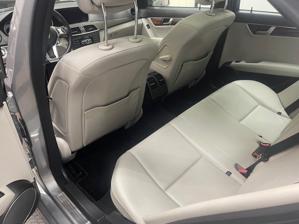 2012 Mercedes-Benz C-Class Image 19