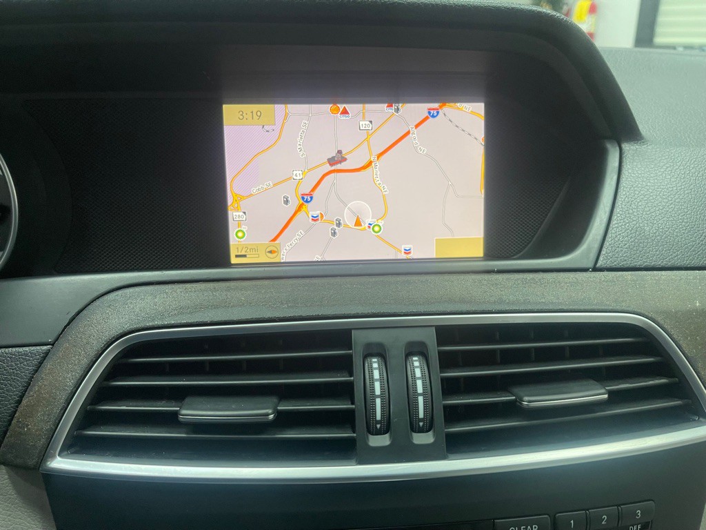 2012 Mercedes-Benz C-Class Image 23