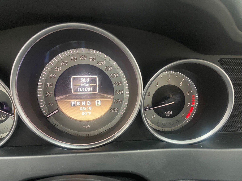 2012 Mercedes-Benz C-Class Image 25