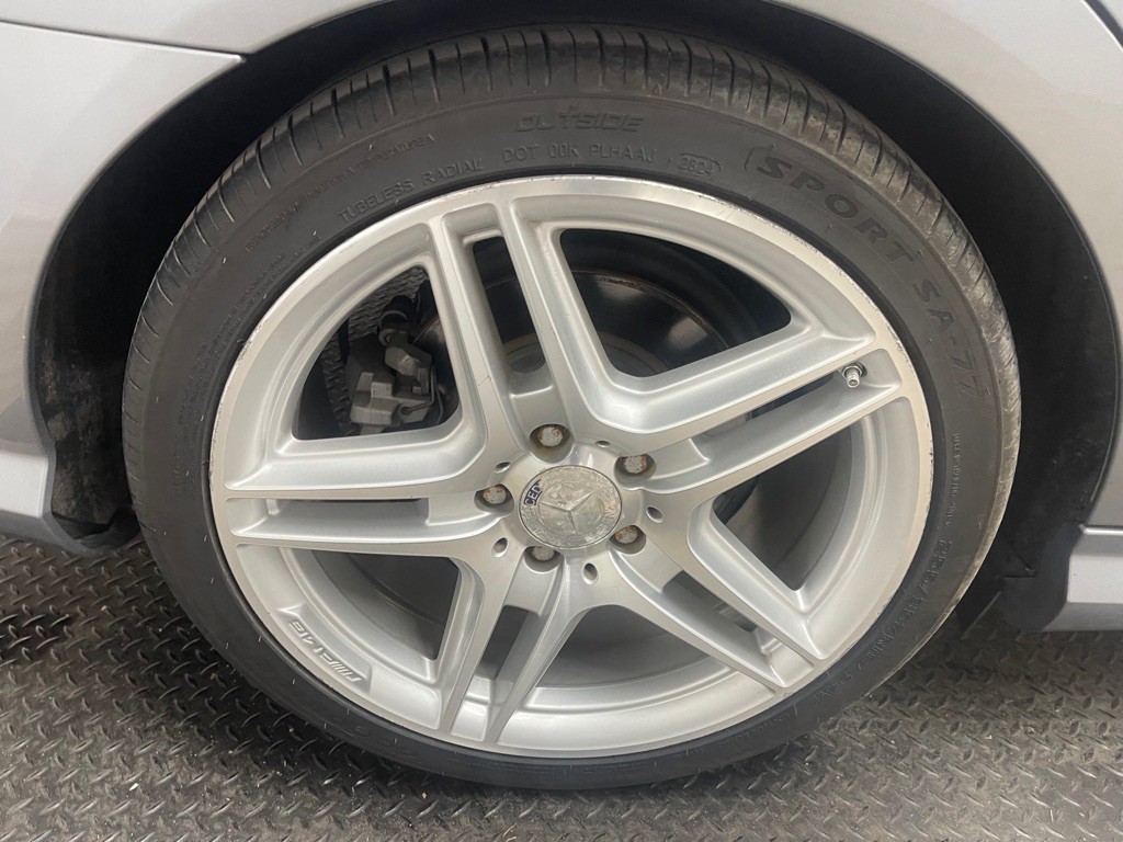 2012 Mercedes-Benz C-Class Image 39