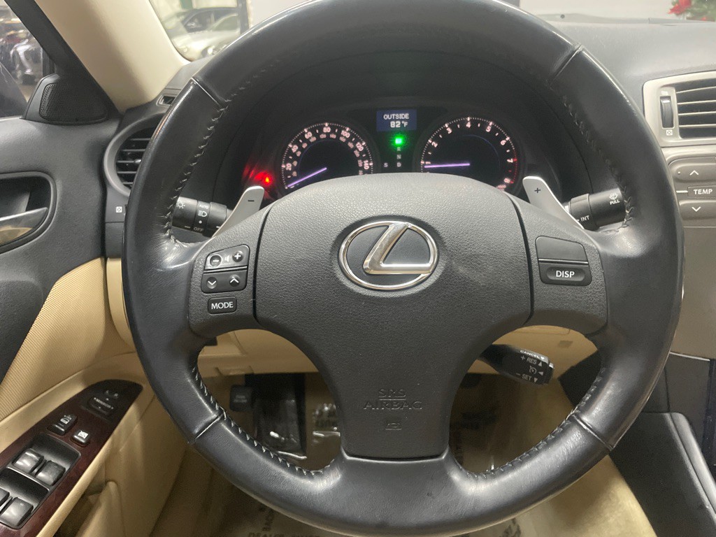 2007 Lexus IS Image 18