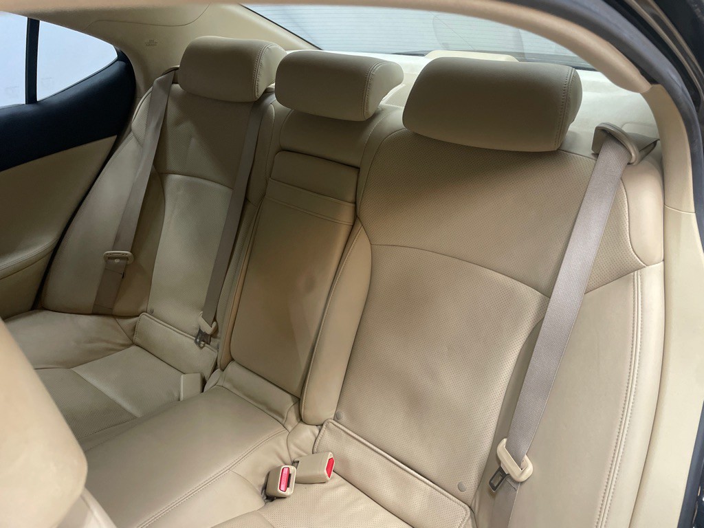2007 Lexus IS Image 32
