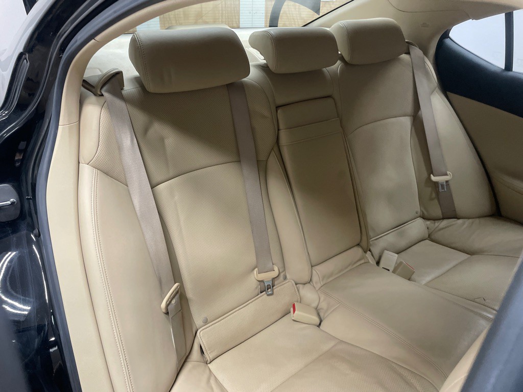 2007 Lexus IS Image 36