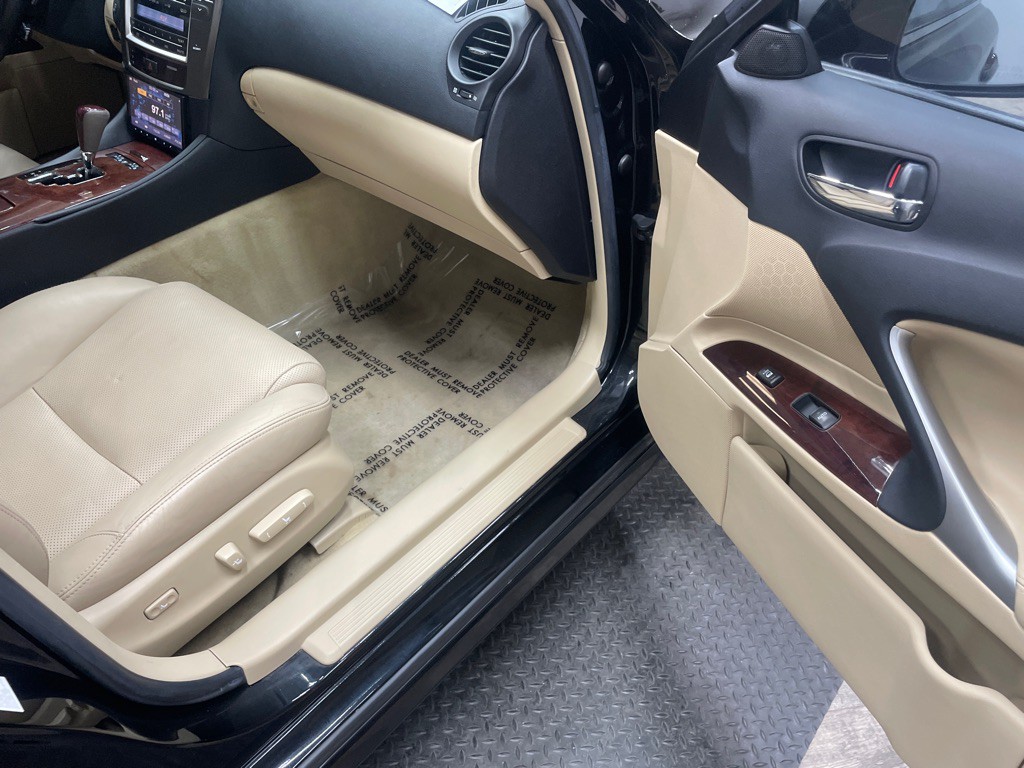 2007 Lexus IS Image 37