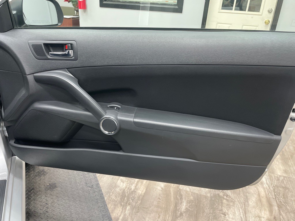 2006 Scion tC Image 24