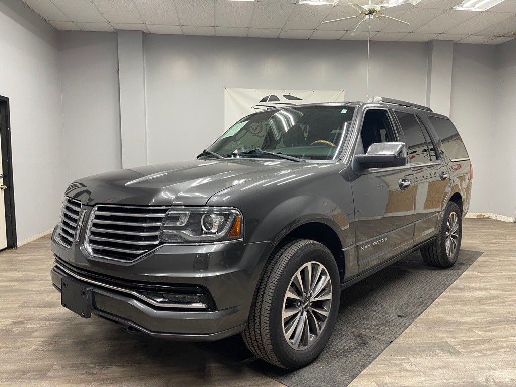 2016 Lincoln Navigator Image 1