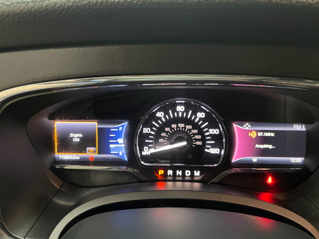 2016 Lincoln Navigator Image 25