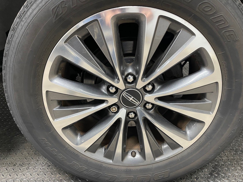 2016 Lincoln Navigator Image 42