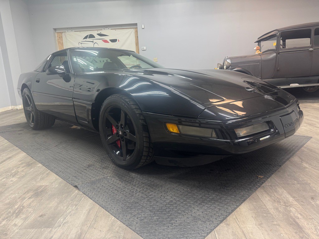 1995 Chevrolet Corvette Image 8