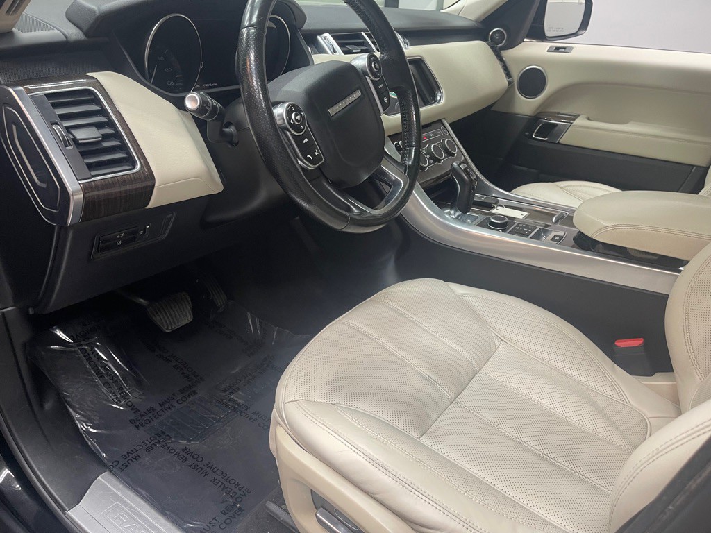 2015 Land Rover Range Rover Sport Image 18