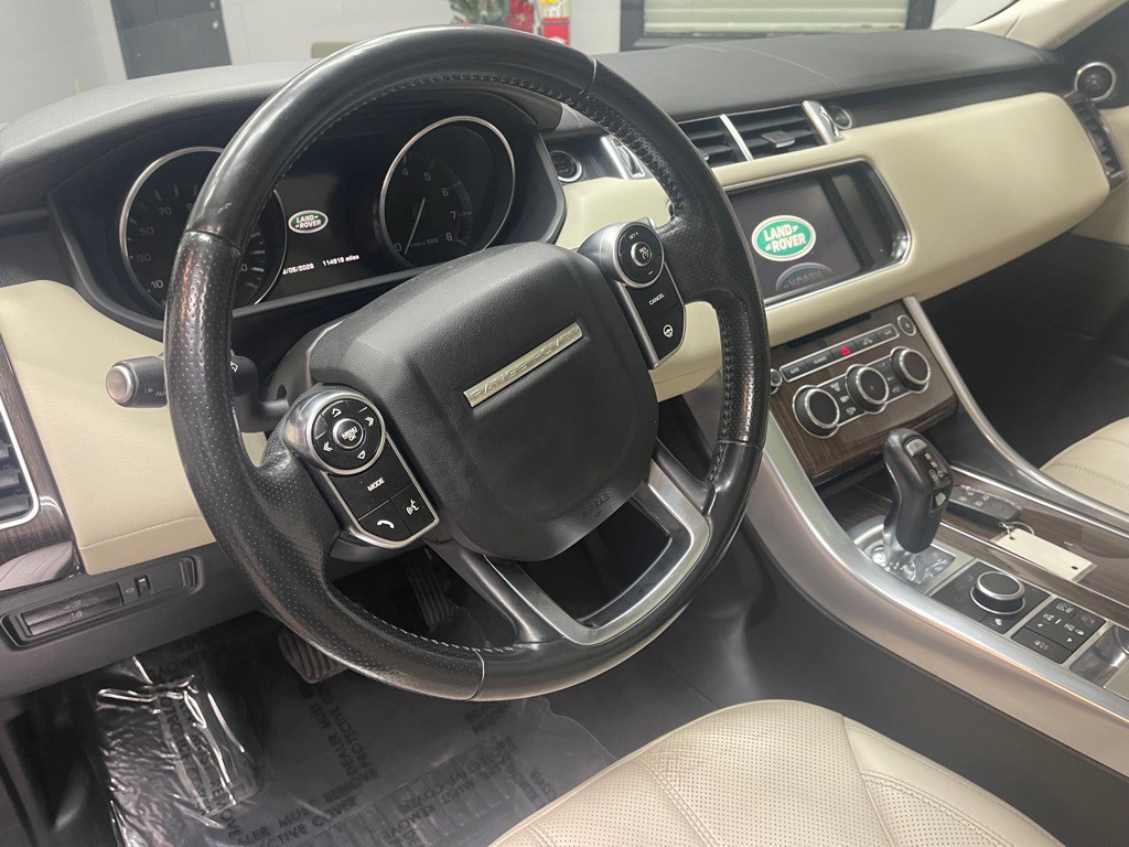2015 Land Rover Range Rover Sport Image 22