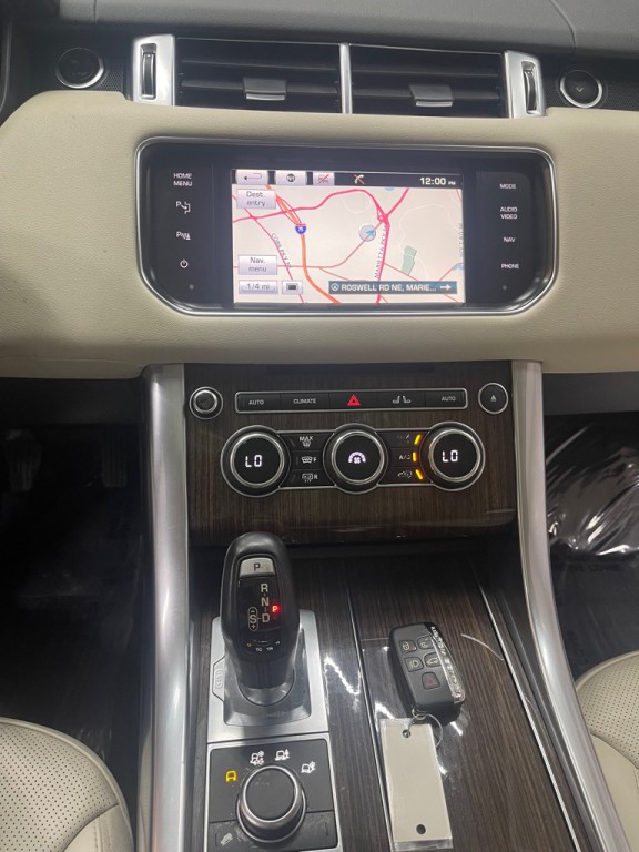 2015 Land Rover Range Rover Sport Image 32