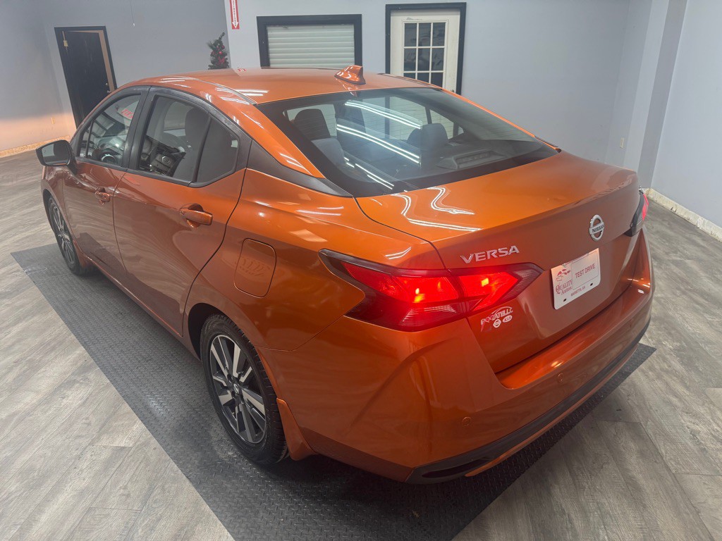 2020 Nissan Versa Image 5