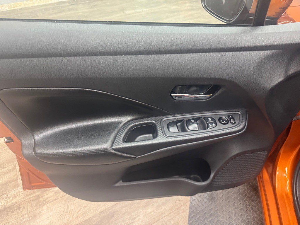 2020 Nissan Versa Image 12