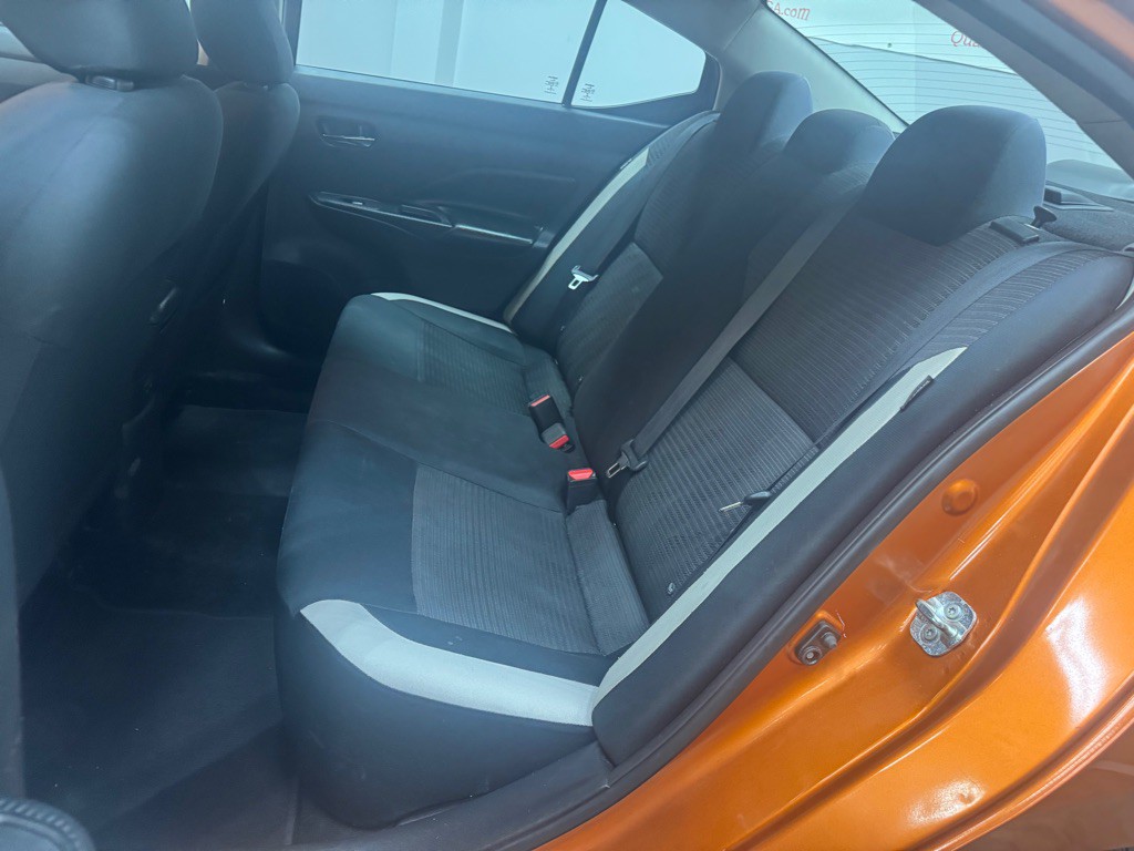 2020 Nissan Versa Image 32