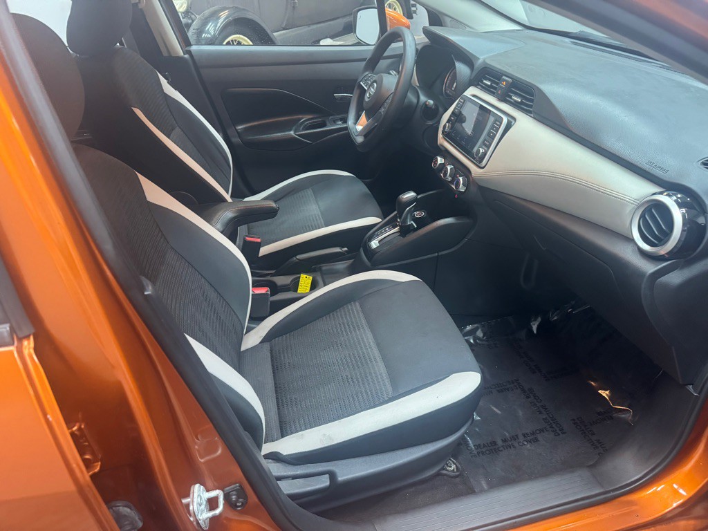 2020 Nissan Versa Image 39