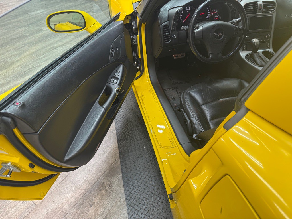 2007 Chevrolet Corvette Image 23