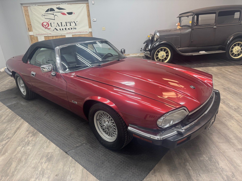 1992 Jaguar XJ Image 8