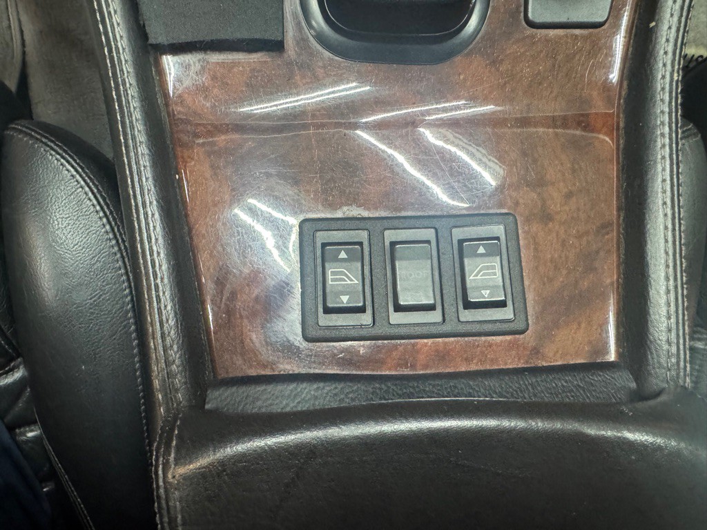 1992 Jaguar XJ Image 29