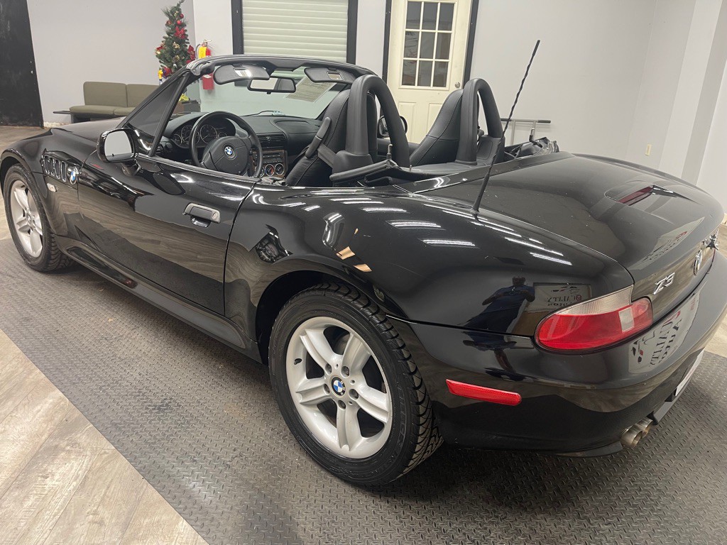 2002 BMW Z3 Image 16