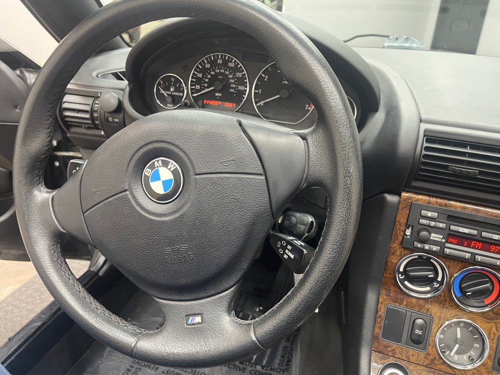 2002 BMW Z3 Image 35