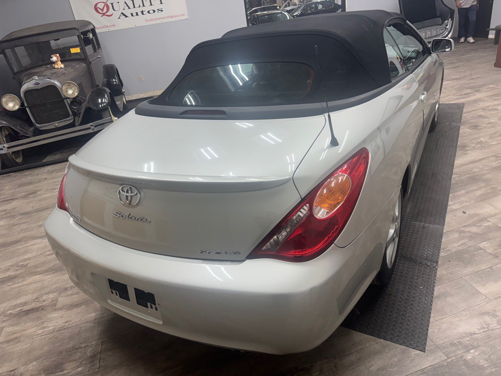 2006 Toyota Camry Image 10
