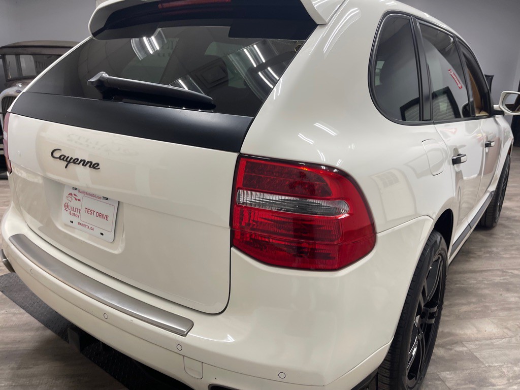 2009 Porsche Cayenne Image 9
