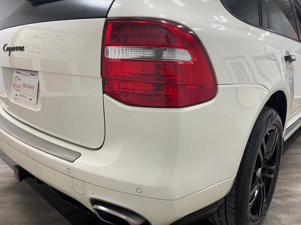 2009 Porsche Cayenne Image 15
