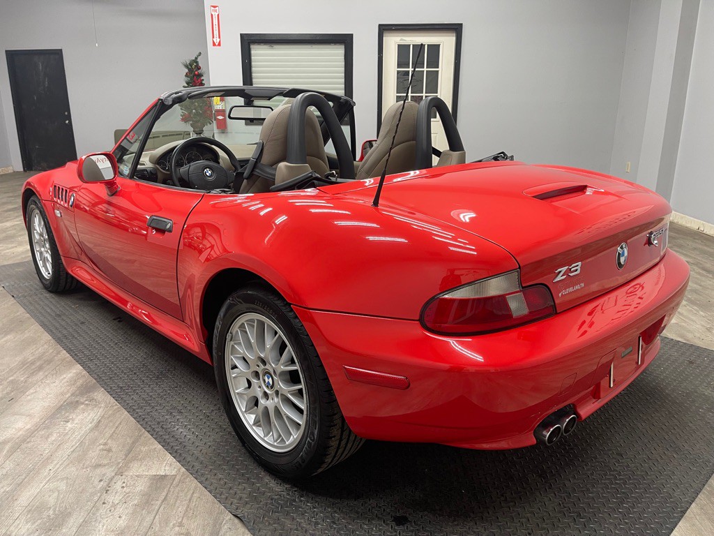 2002 BMW Z3 Image 14